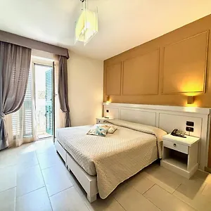 Hotel Albanuova